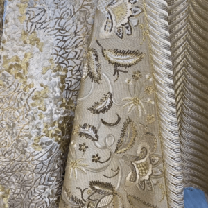 Tissu Velours Brodé 5