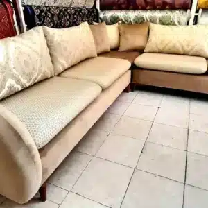 أريكة كابيتوني (أثاث صالون)