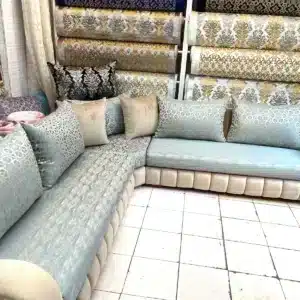 أريكة كابيتوني (أثاث صالون)